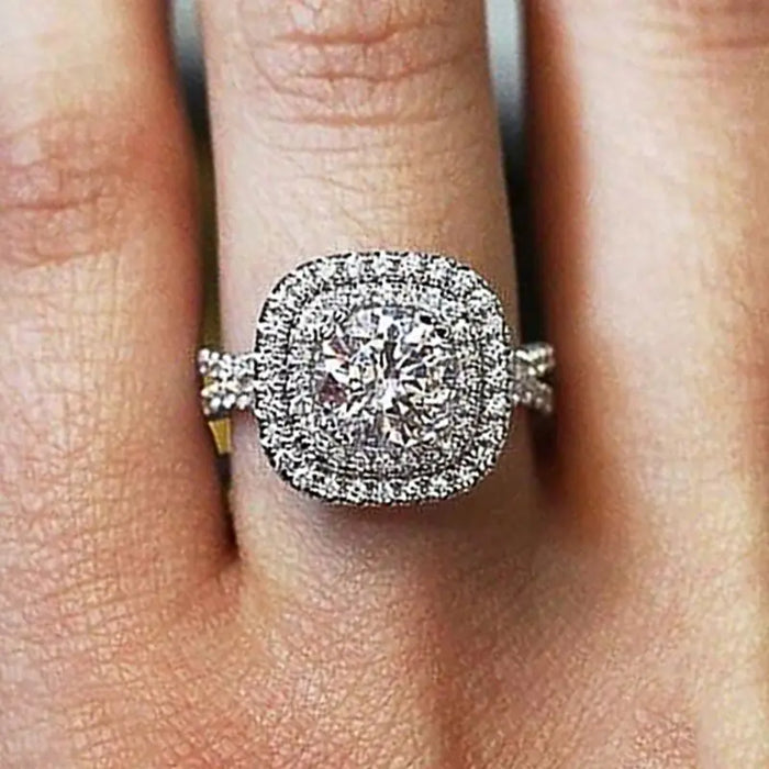 Exquisite Diamond Engagement Rings