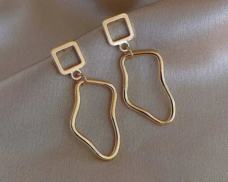 Twisted Hollow Earrings